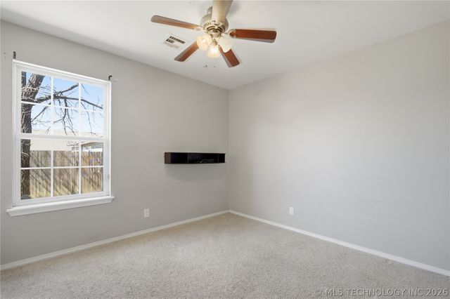 25844 E 90th Street E, Broken Arrow, OK 74014