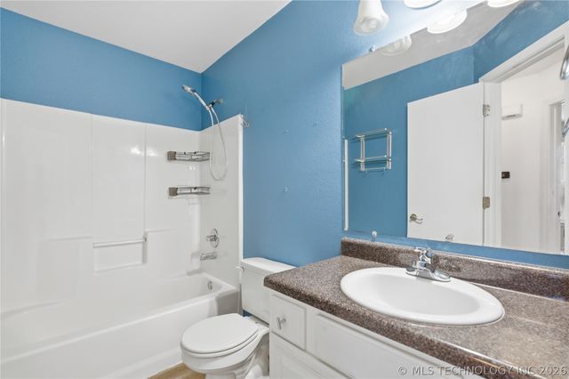 25844 E 90th Street E, Broken Arrow, OK 74014