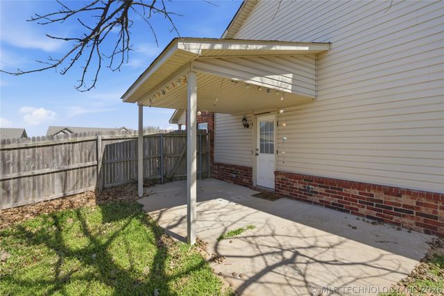 25844 E 90th Street E, Broken Arrow, OK 74014