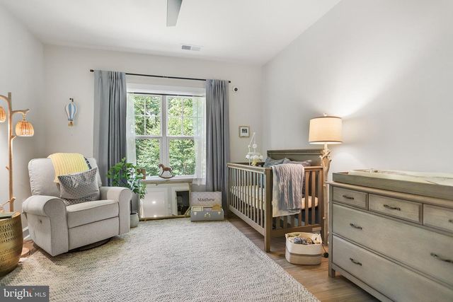 233 PONDS EDGE DR, Media, PA 19063