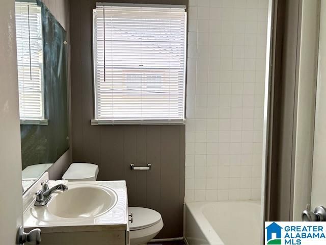 208 9TH COURT S, Bessemer, AL 35020