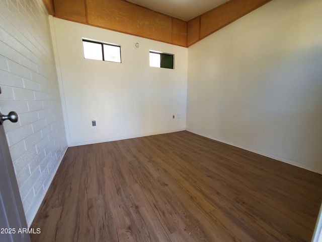 1022 W HICKORY Street, Mesa, AZ 85201