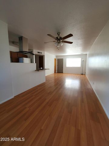 1022 W HICKORY Street, Mesa, AZ 85201