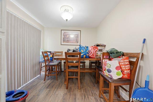 18 Division Street, Norwich, CT 06360