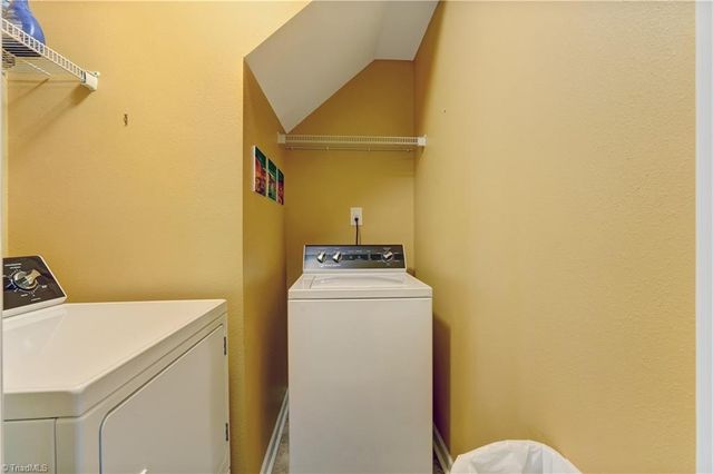 4260 Glenmore Creek Drive, Winston-salem, NC 27107