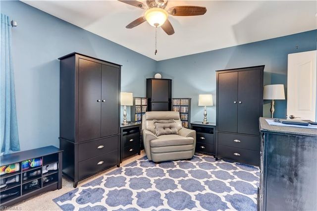 4260 Glenmore Creek Drive, Winston-salem, NC 27107