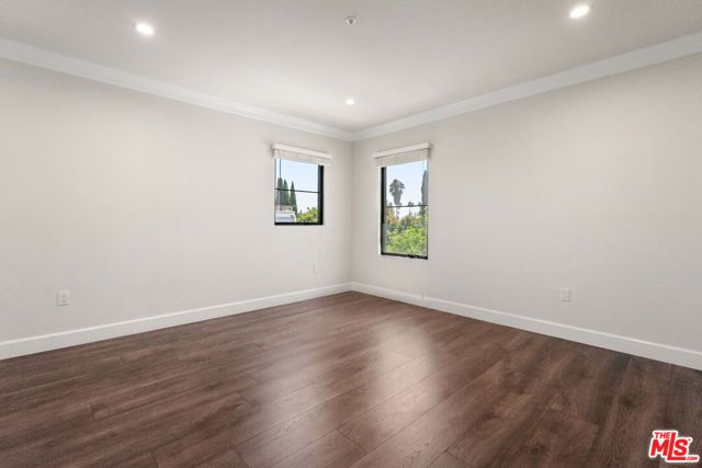 1153 N Beachwood Drive 1, Los Angeles, CA 90038