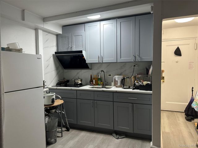 144-44 41st Avenue 1F, Flushing, NY 11355