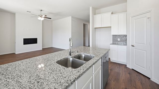 4161 Waldron Trail, Forney, TX 75126