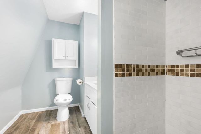 22 Browning Rd, Shrewsbury, MA 01545