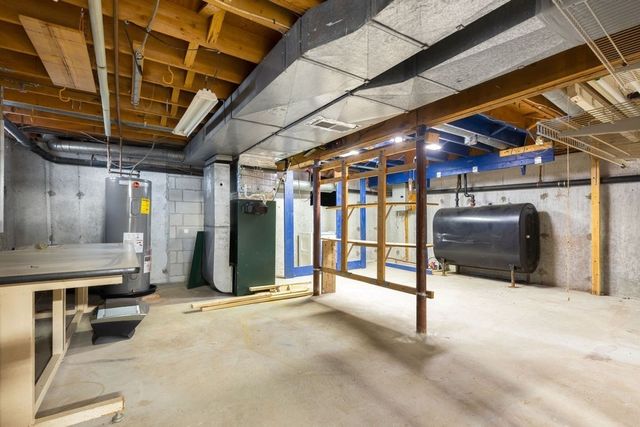 22 Browning Rd, Shrewsbury, MA 01545