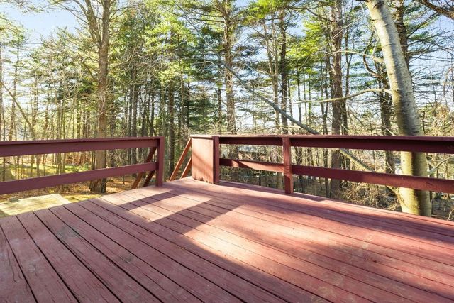 22 Browning Rd, Shrewsbury, MA 01545