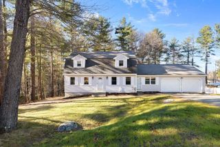 22 Browning Rd, Shrewsbury, MA 01545