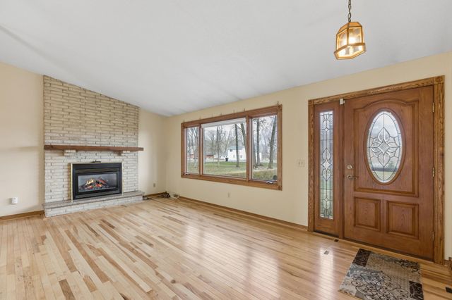 16809 127th Street SE, Becker, MN 55308