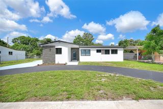 17221 NW 24th Pl, Miami Gardens, FL 33056