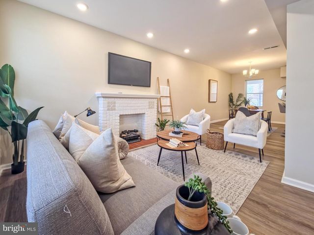 4911 QUEENSBERRY AVE, Baltimore, MD 21215