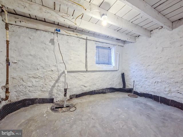 4911 QUEENSBERRY AVE, Baltimore, MD 21215