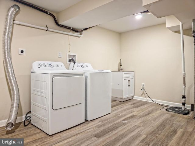 4911 QUEENSBERRY AVE, Baltimore, MD 21215