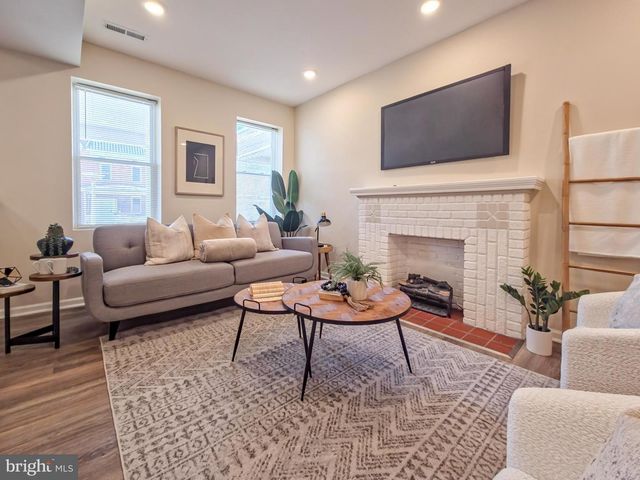 4911 QUEENSBERRY AVE, Baltimore, MD 21215