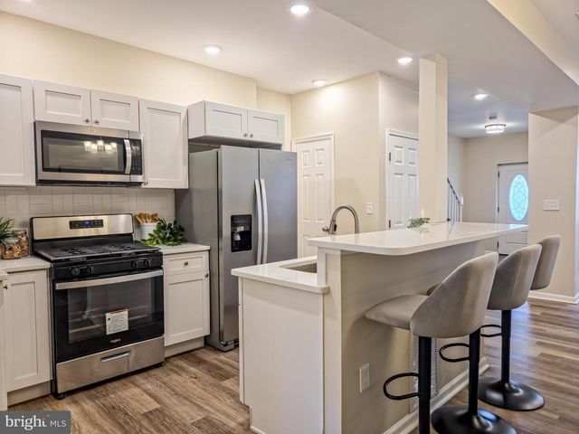 4911 QUEENSBERRY AVE, Baltimore, MD 21215