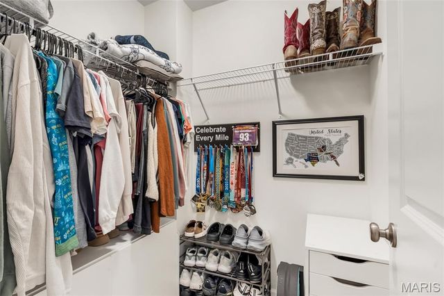 38 Brush Creek Drive, Pacific, MO 63069