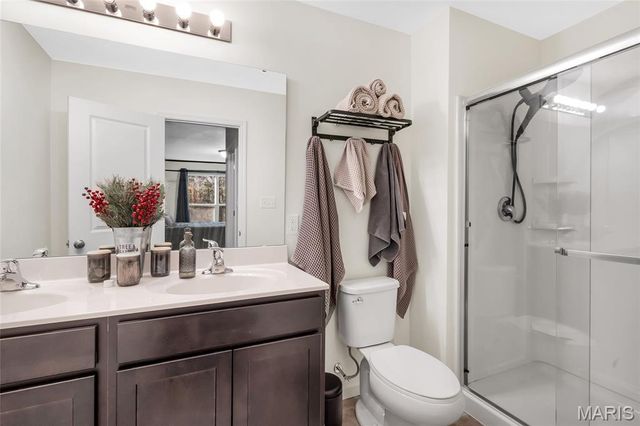 38 Brush Creek Drive, Pacific, MO 63069