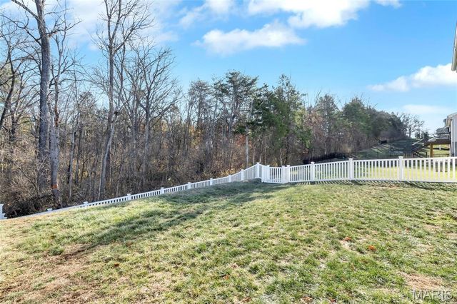 38 Brush Creek Drive, Pacific, MO 63069