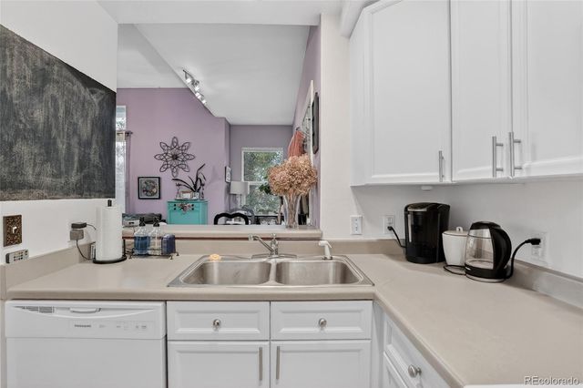 2828 Syracuse Street 222, Denver, CO 80238