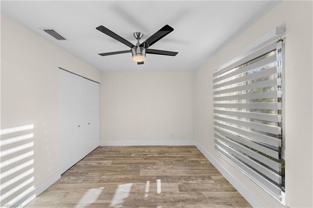 900 Henderson Creek DR A102, Naples, FL 34114