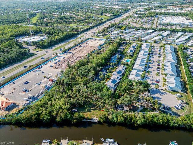 900 Henderson Creek DR A102, Naples, FL 34114