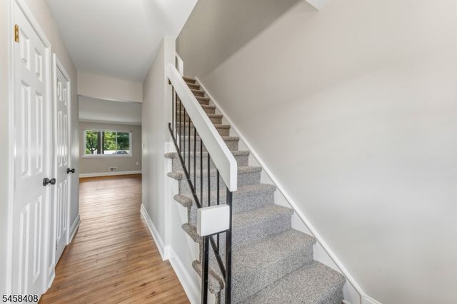850 Robin Rd, Hillsborough Twp., NJ 08844