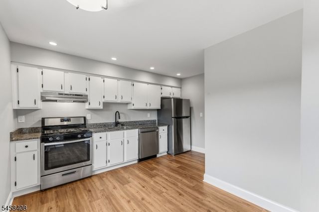 850 Robin Rd, Hillsborough Twp., NJ 08844