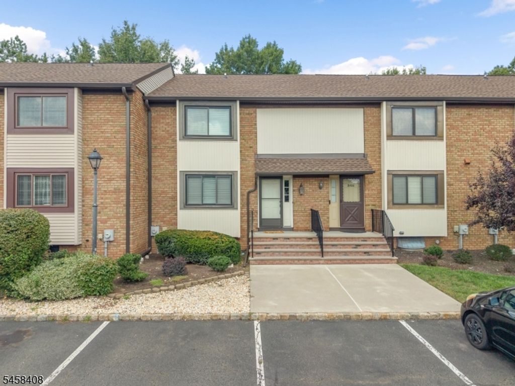 850 Robin Rd, Hillsborough Twp., NJ 08844