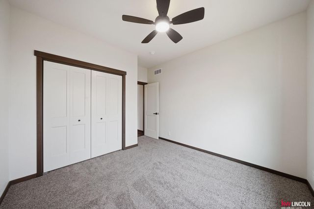 1044 Tuscan Trail, Hickman, NE 68372