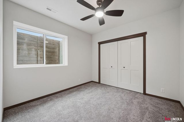 1044 Tuscan Trail, Hickman, NE 68372