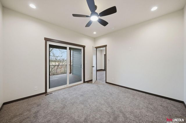 1044 Tuscan Trail, Hickman, NE 68372