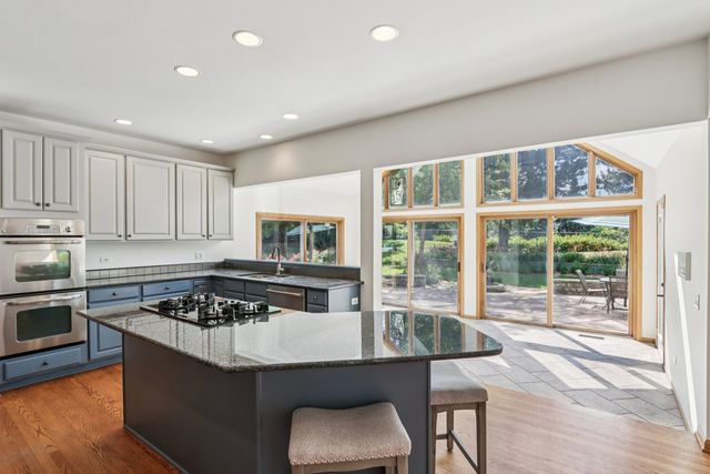 641 Mason Lane, Lake In The Hills, IL 60156