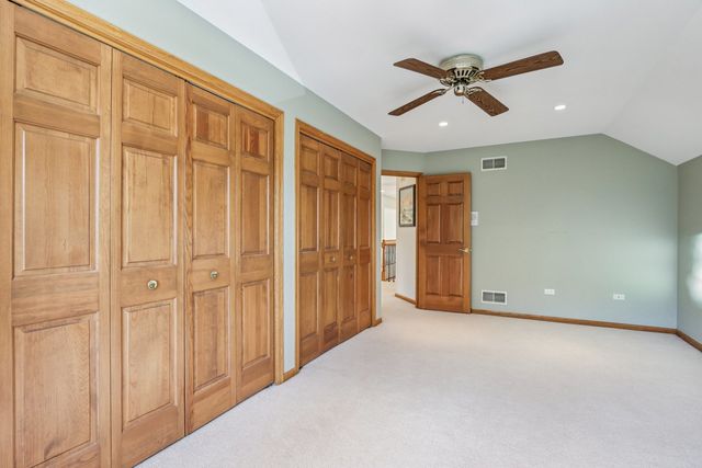 641 Mason Lane, Lake In The Hills, IL 60156