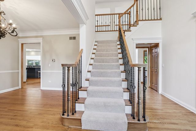 641 Mason Lane, Lake In The Hills, IL 60156