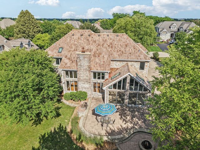 641 Mason Lane, Lake In The Hills, IL 60156