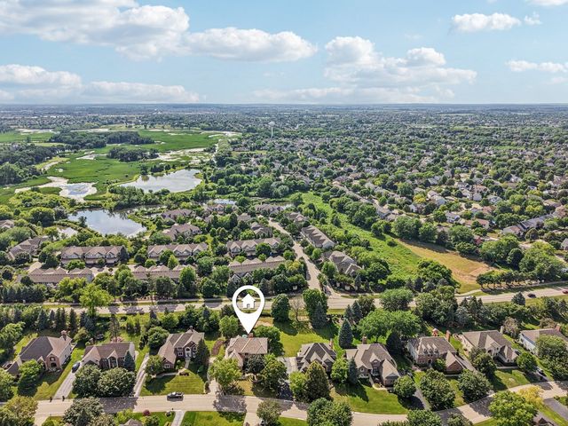 641 Mason Lane, Lake In The Hills, IL 60156