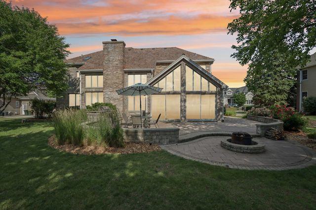 641 Mason Lane, Lake In The Hills, IL 60156