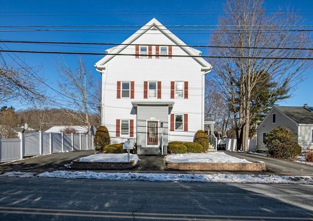 129 Friend St 2, Amesbury, MA 01913