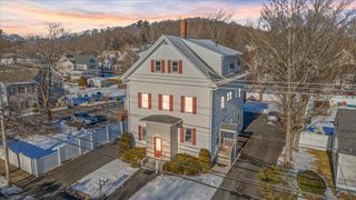 129 Friend St 2, Amesbury, MA 01913