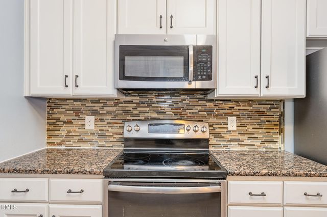 110 Lexington Avenue, Zebulon, NC 27597