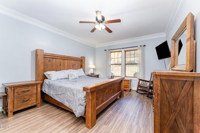 110 Lexington Avenue, Zebulon, NC 27597