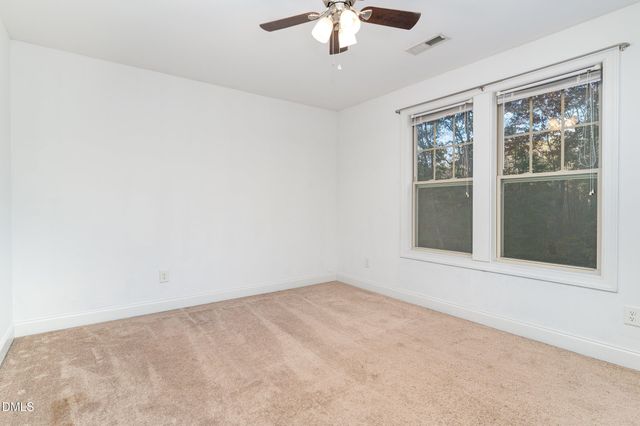 110 Lexington Avenue, Zebulon, NC 27597