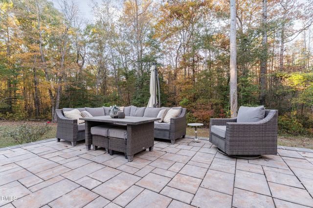 110 Lexington Avenue, Zebulon, NC 27597