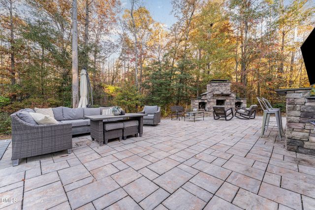 110 Lexington Avenue, Zebulon, NC 27597