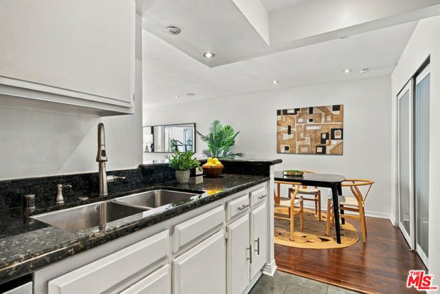 1215 N Olive Drive 306, West Hollywood, CA 90069